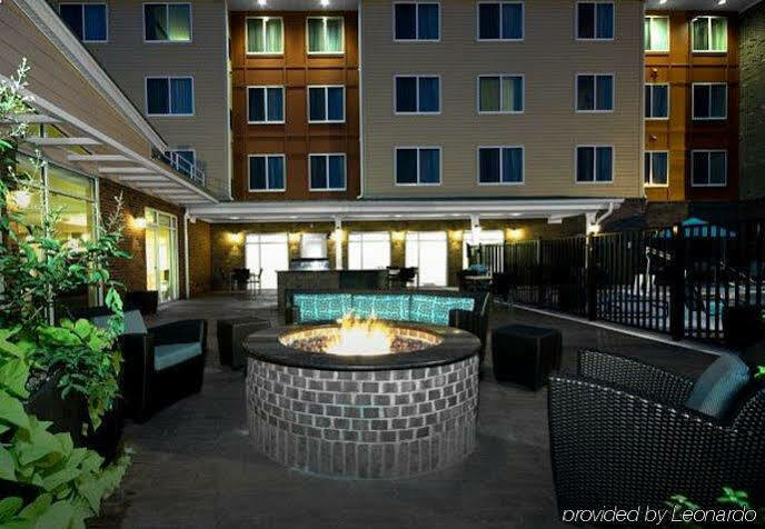 Hotel By Marriott